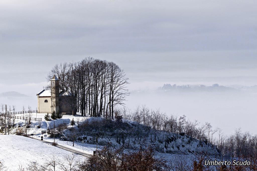La Commedia Della Pentola Guest House Lu (Piedmont) Екстериор снимка